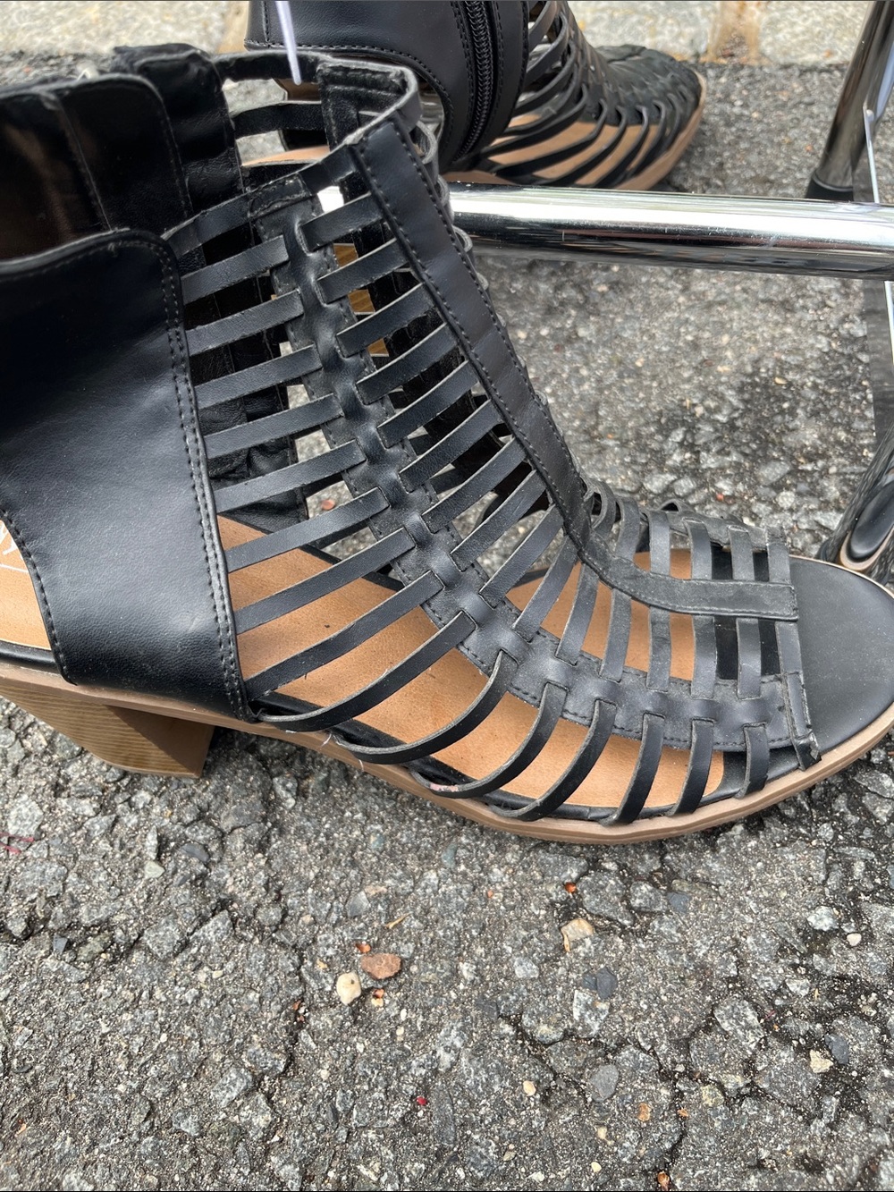 Black Strappy Gladiator Sandals - Women with heel new - Picture 2 of 5